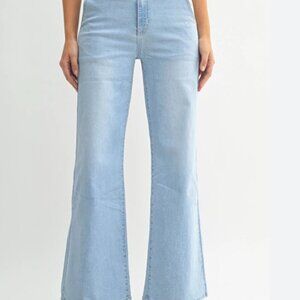 JBD Addie Belted Wide Leg Jeans — NWT, Size 30 (Light Wash)